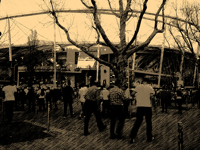 1304_menschenstadion700