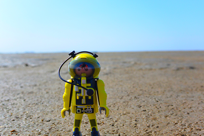 1305_astronaut3_700