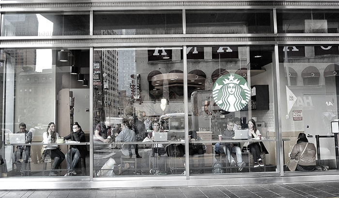 1311_starbucks_700